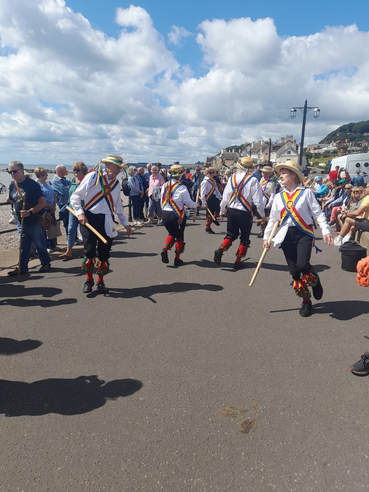 picture of sidmouth seafront