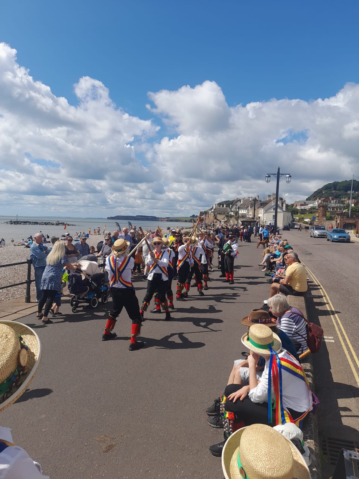 picture of sidmouth seafront