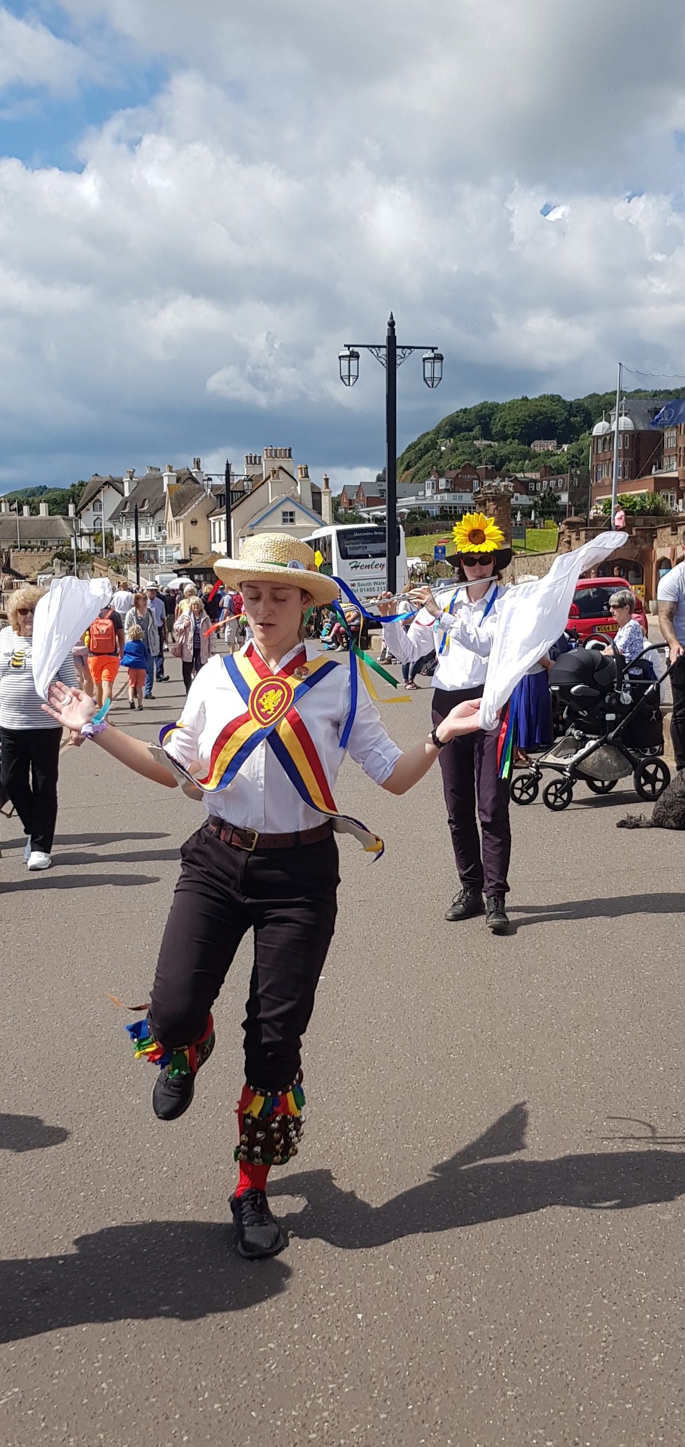 picture of sidmouth seafront