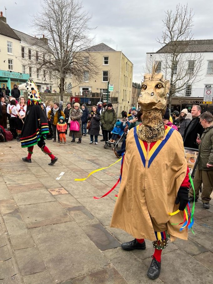 picture Dragon and Hoss at Chepstow mari