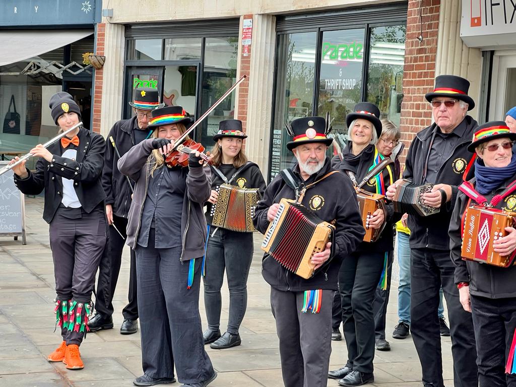 picture of musicians at Exeter