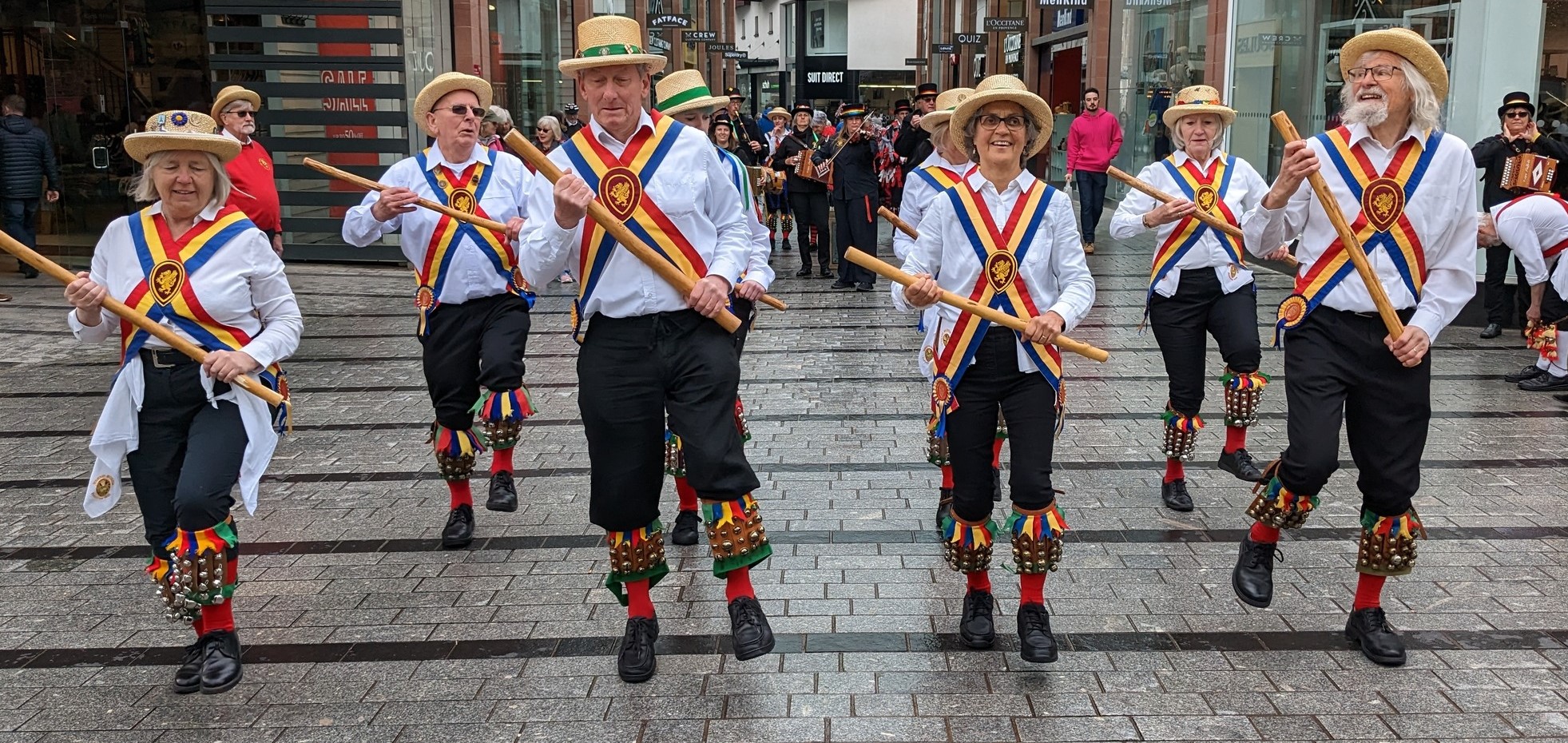 picture of dancing vandals at exeter