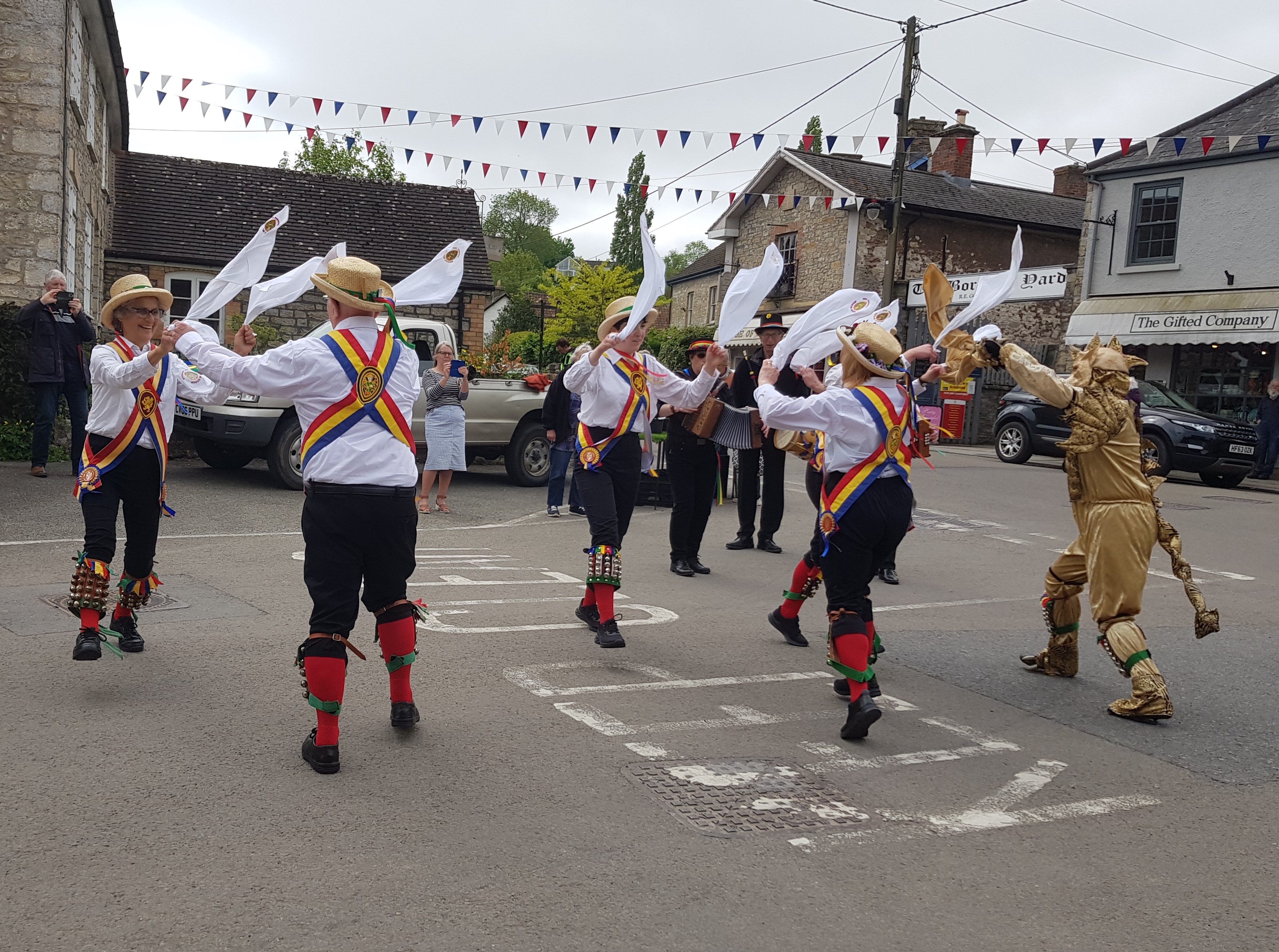 picture of dancing at Wedmore